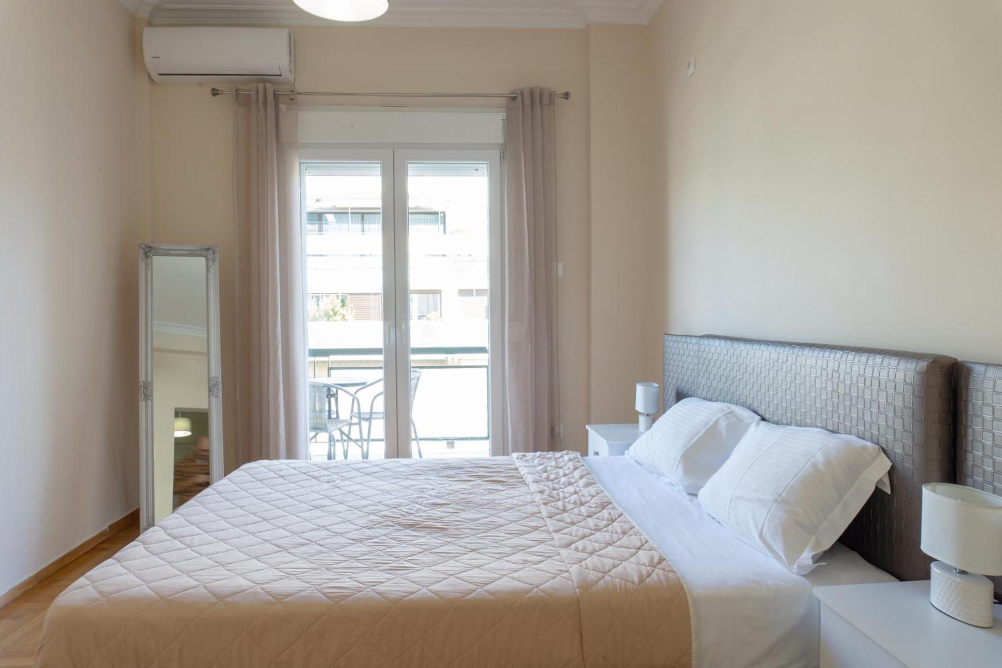 Cozy Apartment In Pangrati Area! Atene Esterno foto